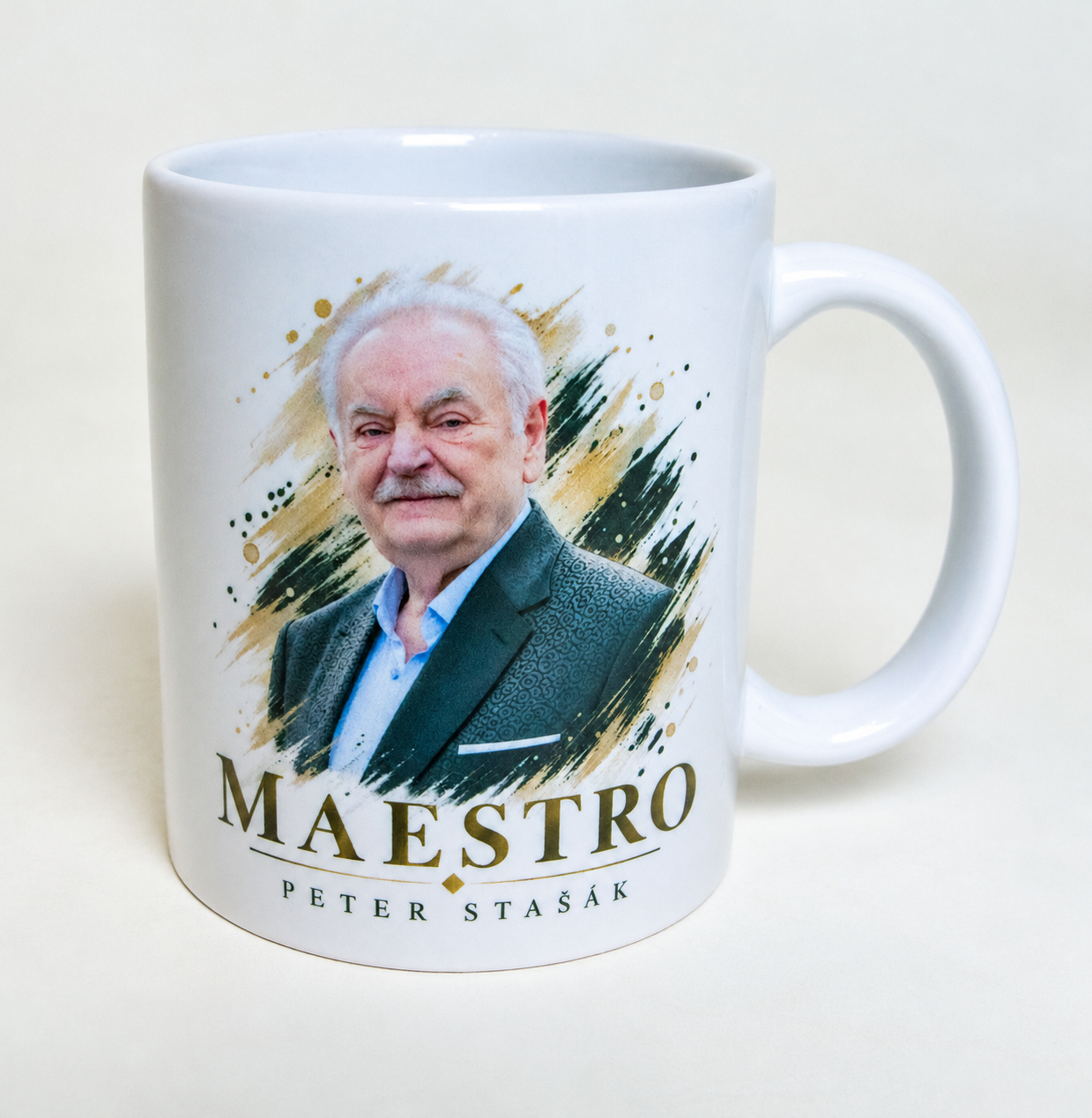 Hrnčeky a šálky